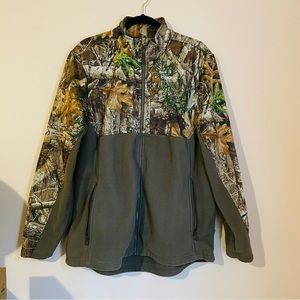 Men’s Magellan Outdoors Camo and Brown Fleece Jacket
